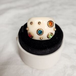 Chunky white Pop Art rhinestone ring